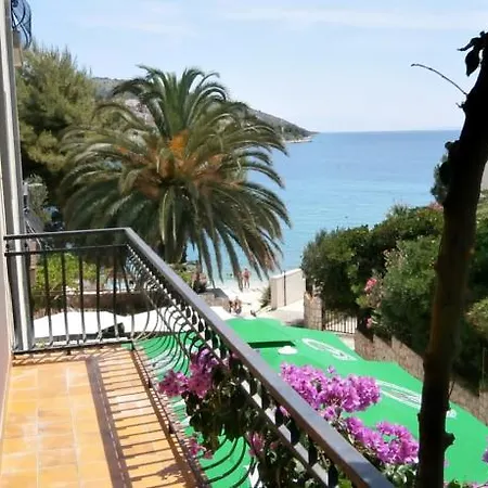Guest house Near Sea